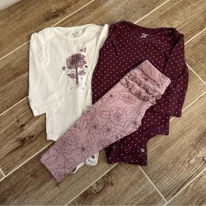 Carter’s long sleeve bodysuits and matching pants size 18 month